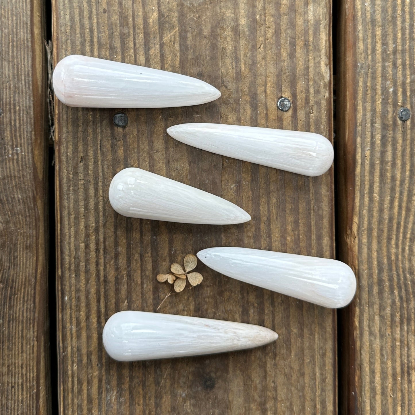 Scolecite Wands