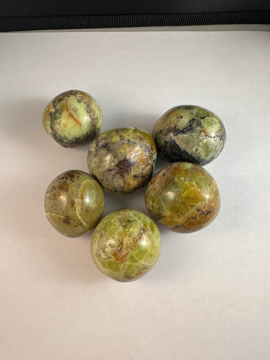 Green Opal Tumbled Rounds