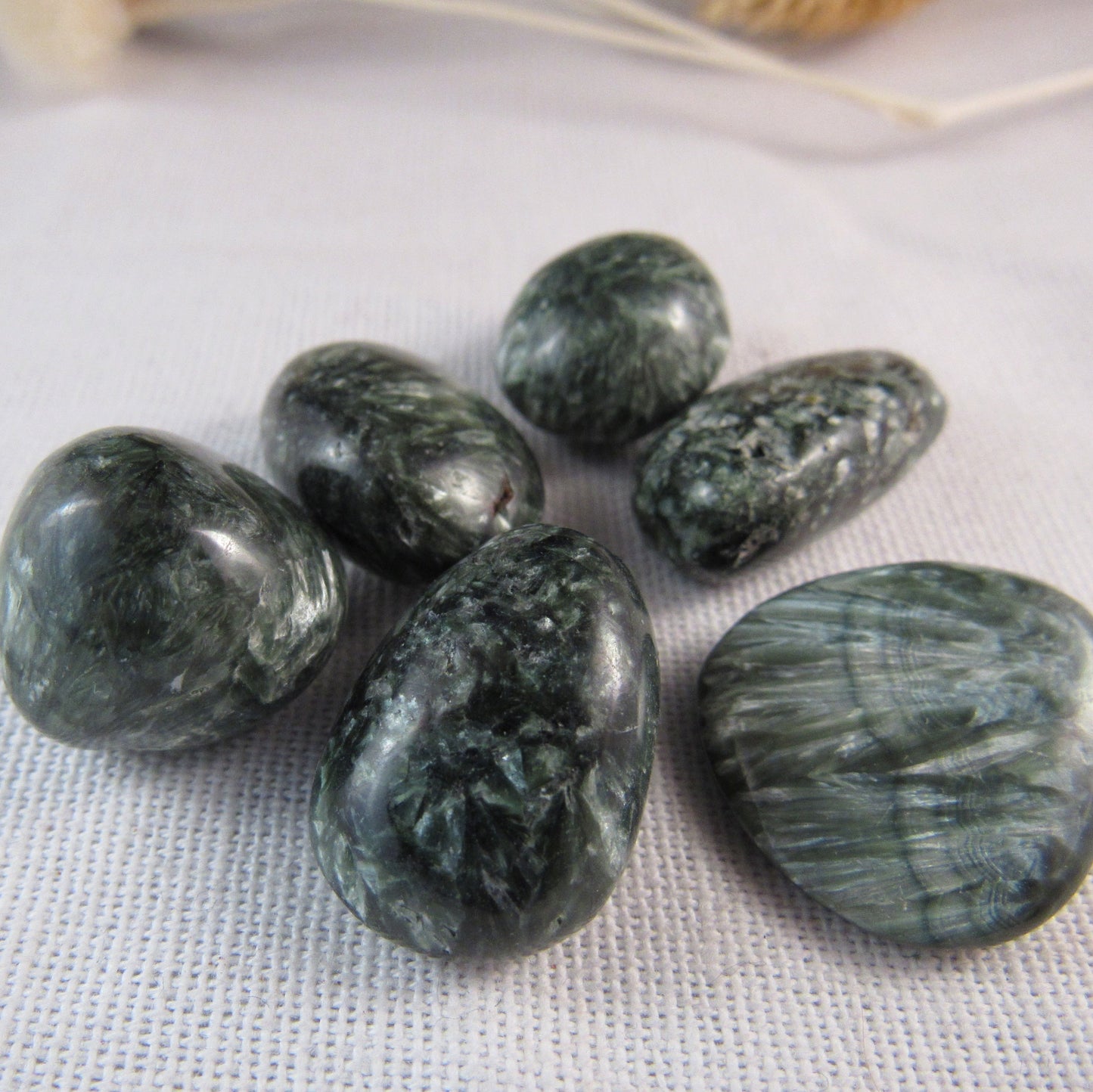 Seraphinite