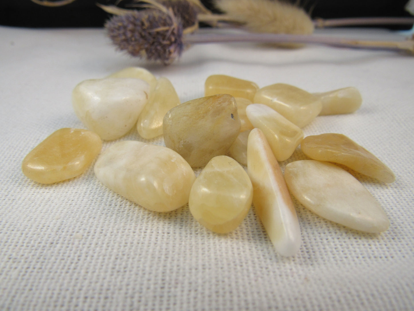 Aragonite Yellow