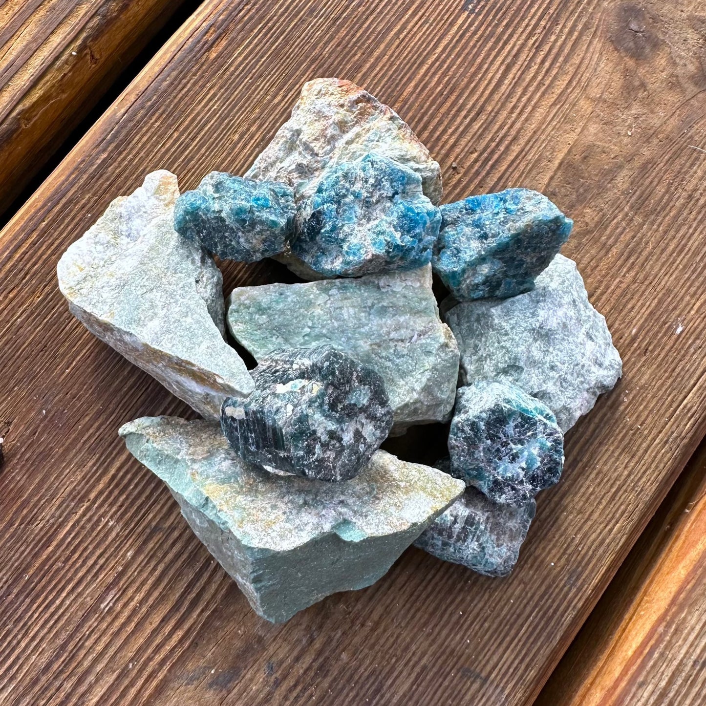 Apatite Blue Raw