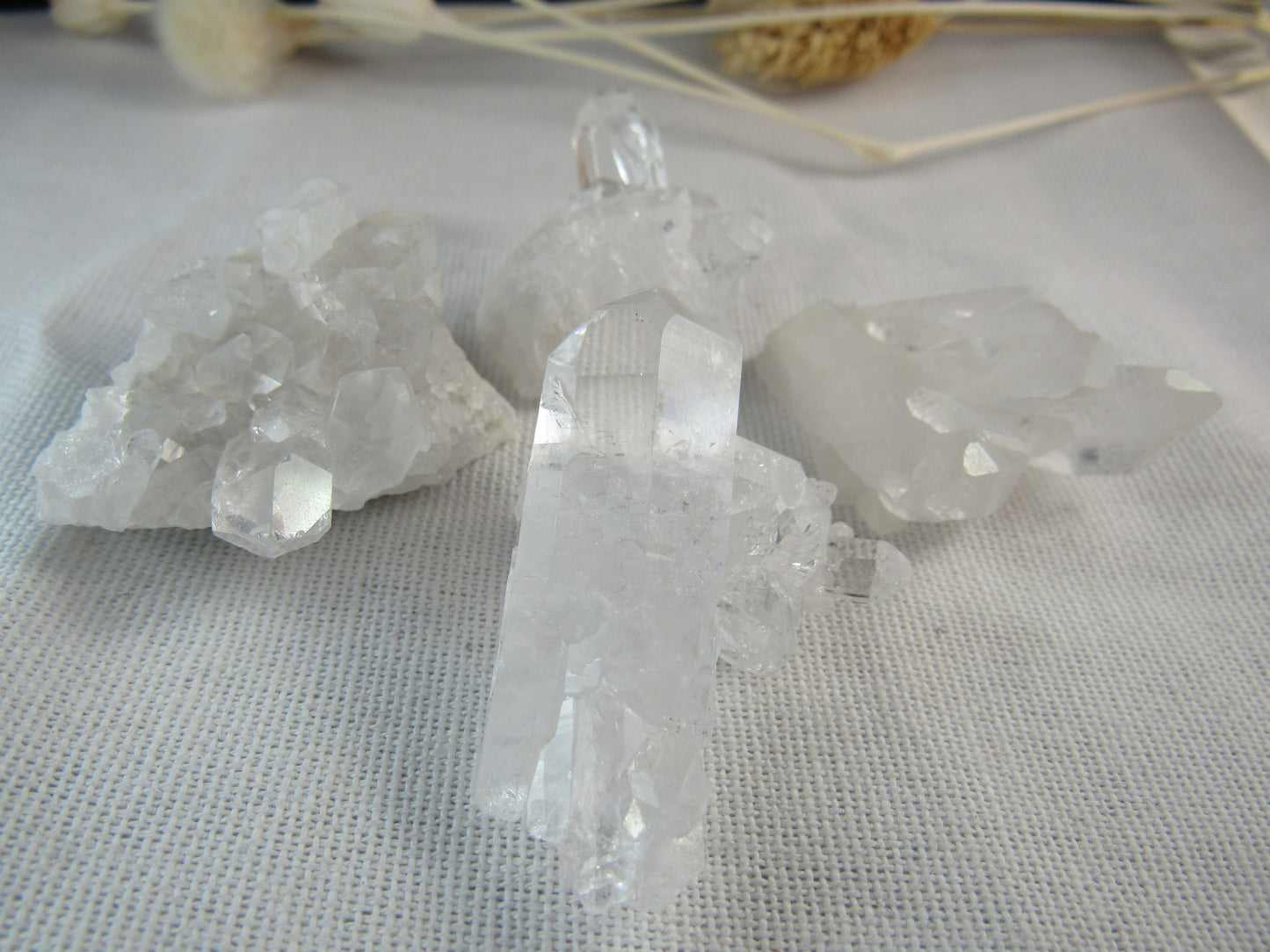 Community Quartz Clusters