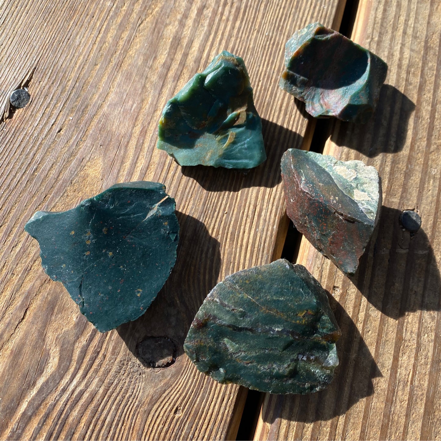 Indian Bloodstone Raw (Heliotrope)